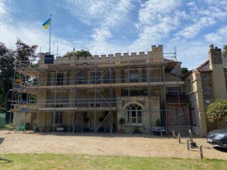 A job we recently completed 😍🔧

* We pride ourselves on our high standard and quick turnaround times here at Bespoke Scaffolding!
* Covering Norfolk, East Anglia and the surrounding areas! 📍

Don’t hesitate get in contact 👇🏻
📲  07799 653920
📧 Enquiries@bespokescaffolding.co.uk
💻 https://bespokescaffolding.co.uk/ 

————————

#Scaffolding #Repairs #BespokeServices #Construction #Renovation #ScaffoldingServices #Norfolk #EastAnglia #Suffolk #roofing  #NorfolkBusinesses #ScaffoldingNorwich #ScaffoldingSpecialists #Construction